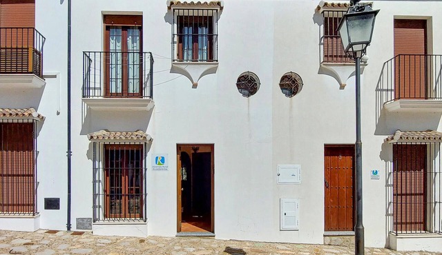 3 bedroom lovely home in Grazalema