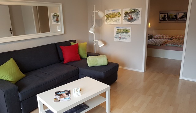 3 rooms, 63 sqm, loggia, WLAN, fully equipped for up to 3 people