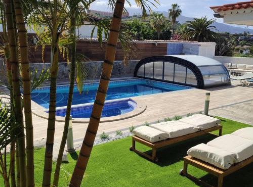 4 Bedroom Villa Pto Cruz-Private Pool-Jacuzzi-WiFi