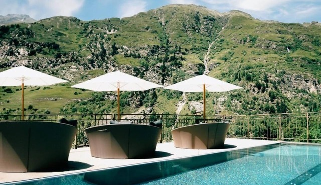 4 star superior Hotel Bellevue