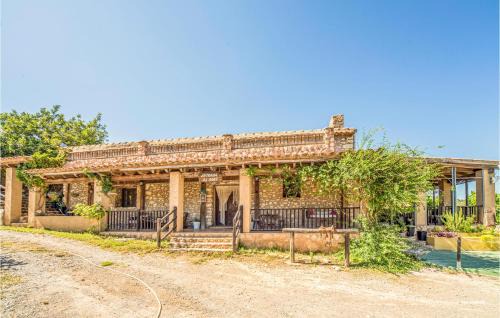 5 Bedroom Cozy Home In Les Coves De Vinromá