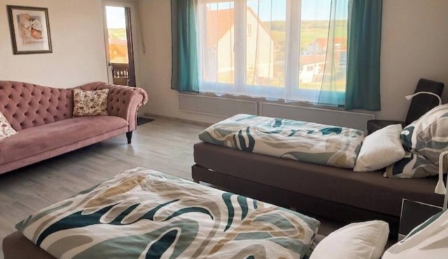 85 sqm apartment near Würzburg: 3 bedrooms. For families & business travelers