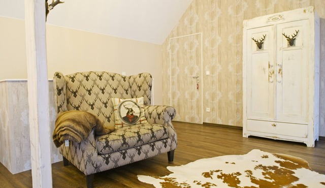 AlpacaView Lodge - Gatehouse -