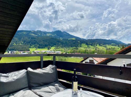 Alpspitz Blick mit Balkon I Hund I Parkplatz