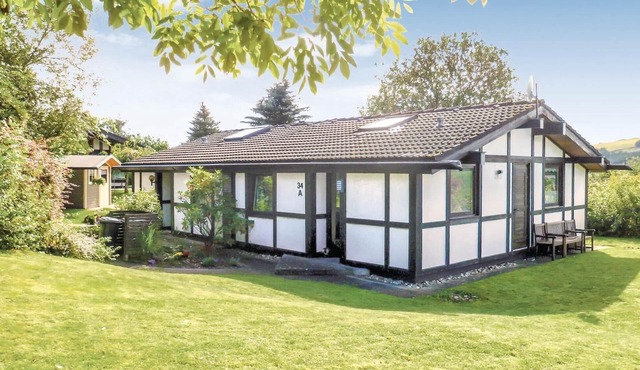 Amazing home in Meschede with WiFi