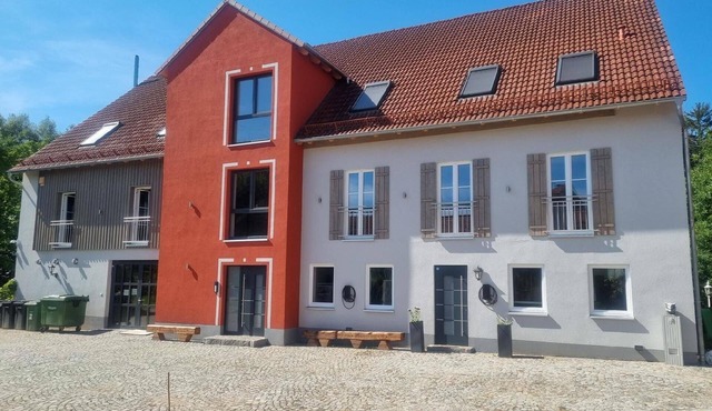 An den Schwabachauen 1