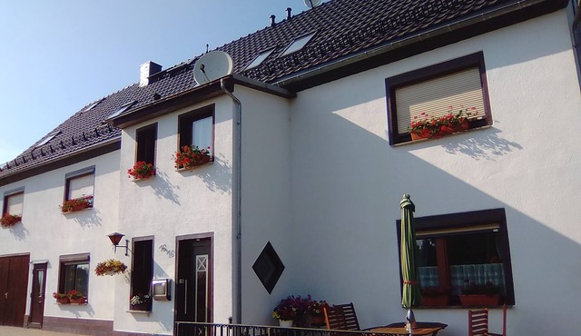 Apartment garden view in Saxon Switzerland - quiet location with WiFi