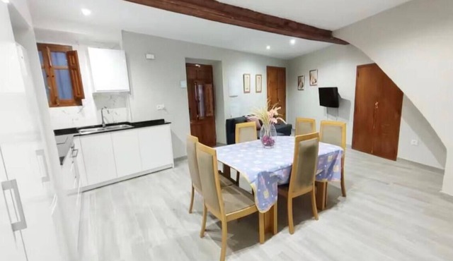 APARTAMENTO REFORMADO EN LLIRIA CENTRO/2Hab
