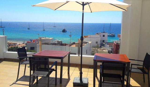 Apartamento Sarah 2A, 2min to the beach and promenade, central and quiet. Free WIFI