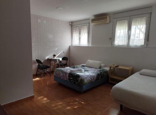 Apartamento y Habitaciones El Colmenar