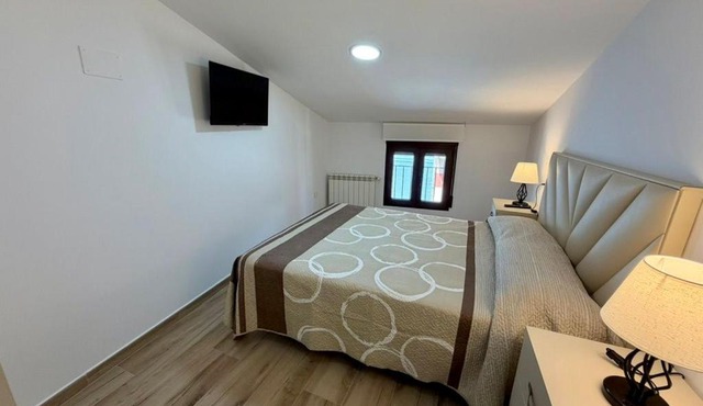 Apartamentos TORRE DE LARA