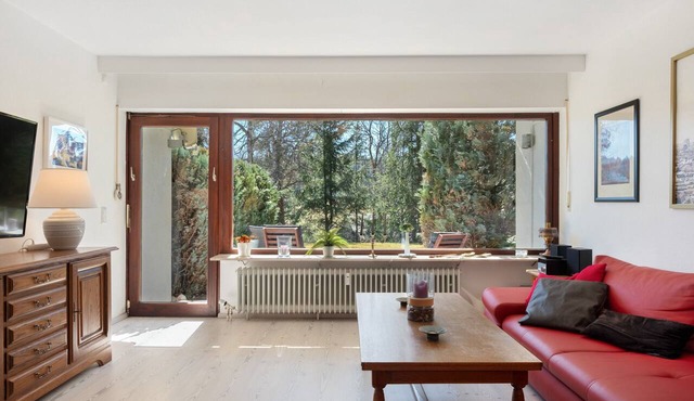 Apartment Victoria with Private Terrace, Garden, and Wi-Fi
