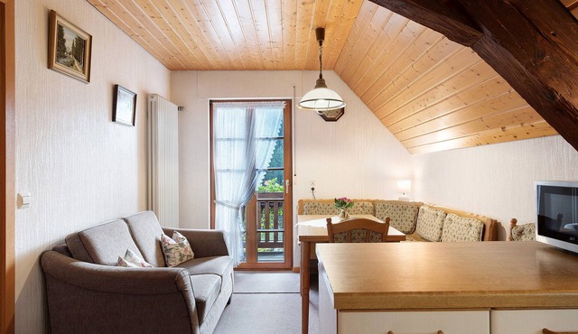 Apartment 'Talblick' with Shared Garden, Balcony and Wi-Fi