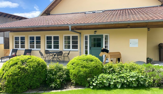 Apartment 'Hofchalet' with Shared Terrace, Shared Garden and Wi-Fi