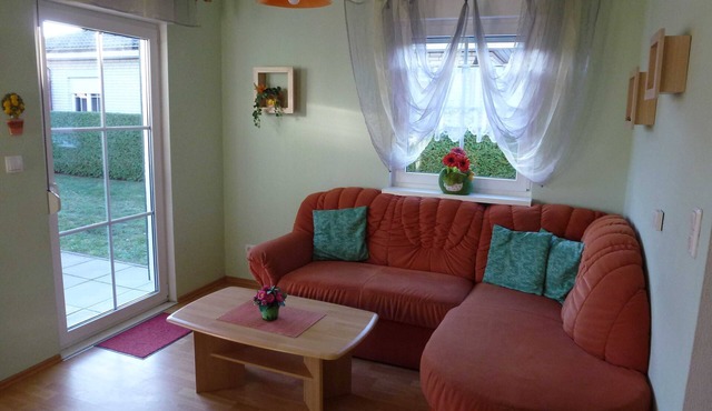 Apartment 11 b - Friedrich, Stefanie