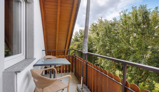 Apartment '3' with Balcony and Wi-Fi