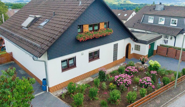 Apartment '65 Qm Ferienwohnung Im Sauerland' with Private Terrace and Wi-Fi