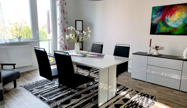 Apartment 80m² cozy * stylish * with balcony