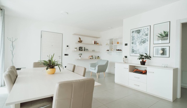 Apartment a stone's throw from the lake