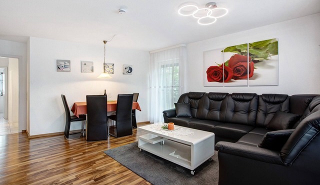 Apartment Ahorn with Private Terrace and Wi-Fi