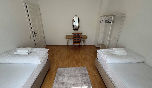 Apartment at OLG/University