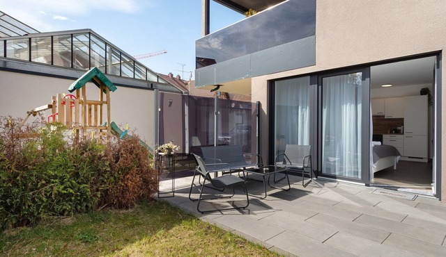 Apartment 'Aura' with Private Terrace, Private Garden and Wi-Fi