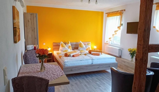 Apartment "Barbarine", living/bedroom - Ferienhof Müller