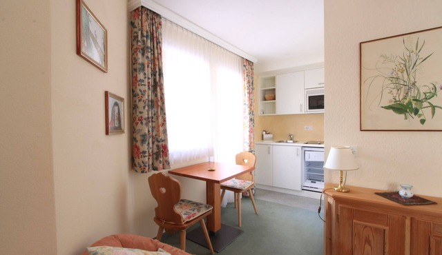 Apartment Belvair 37 - Studio for 2 persons in Zuoz
