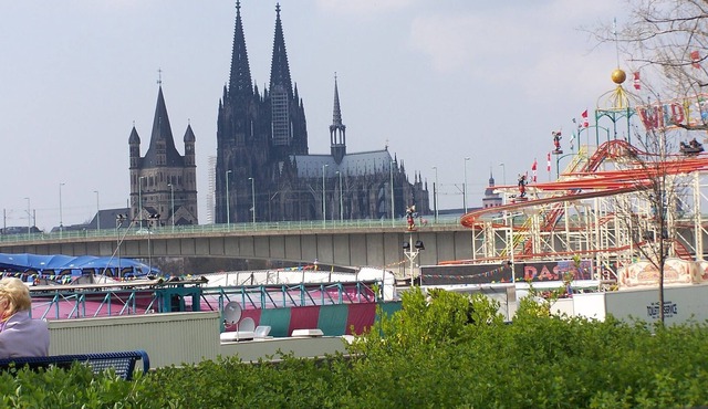 Apartment Cologne -To walk to the cathedral or in the City- 1km to the fair