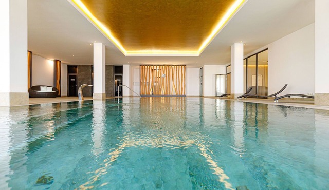 Apartment in Börgerende with communal pool
