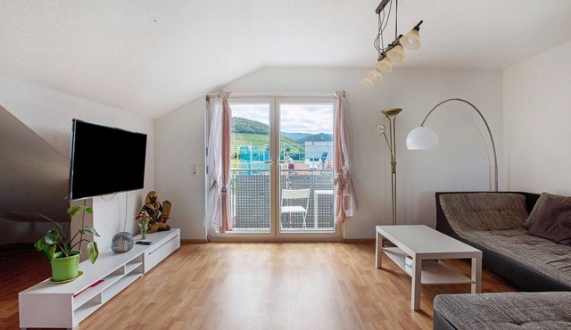 Apartment 'Haus Castellblick 3' with Mountain View, Balcony and Wi-Fi