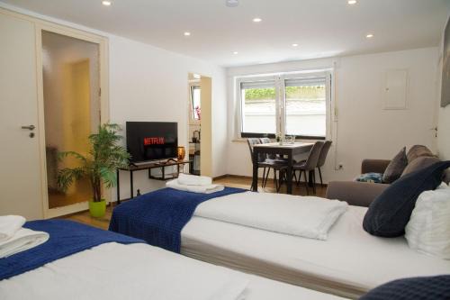 Apartment für 3, 2 Boxspringbetten, Internet & Parkplatz