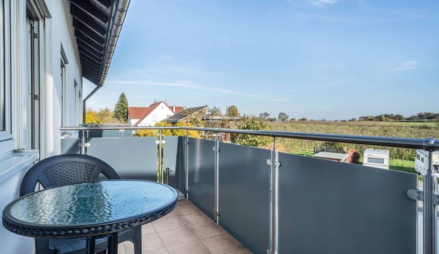 Apartment "Ferien am See 8" with Garden & Wi-Fi