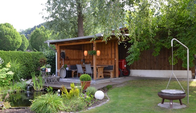 Apartment 'Fewo Veischedetal Im Sauerland' with Private Terrace, Shared Garden and Wi-Fi