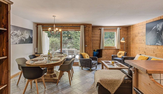 Apartment Villa Vallet - Alpes Agency - Chamonix Old Town - Sleeps 6