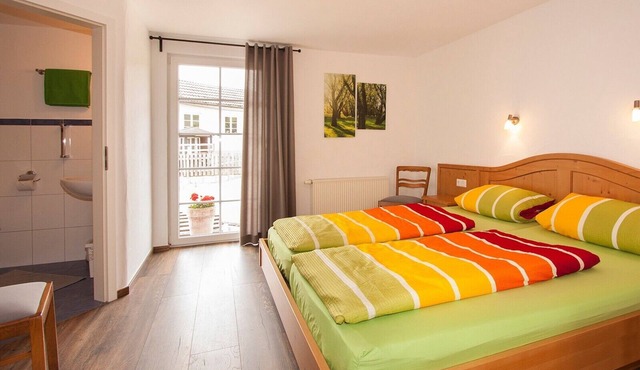 Apartment 'Gänseblume' with Private Terrace, Shared Garden and Wi-Fi