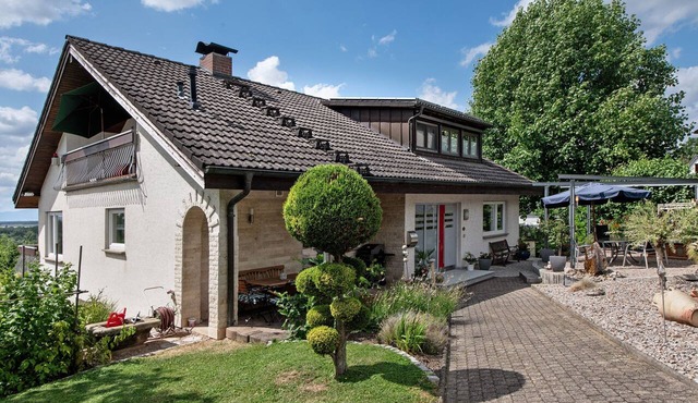 Apartment 'Gerhard Lang' with Private Terrace, Shared Garden and Wi-Fi