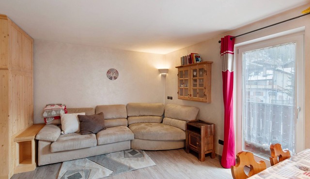 Apartment 'Giulia' with Mountain View, Shared Garden and Balcony
