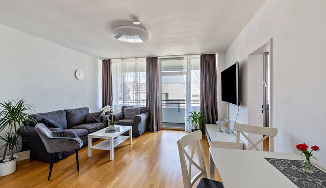 Apartment "Good and Night" with Balcony & Wi-Fi