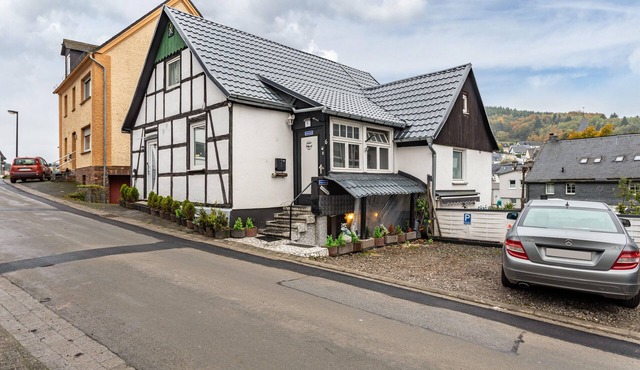 Apartment 'Happy 2' with Mountain View, Private Terrace and Wi-Fi