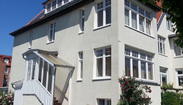 Apartment 'Haus Übersee Wohnung Samoa' with Shared Garden and Wi-Fi