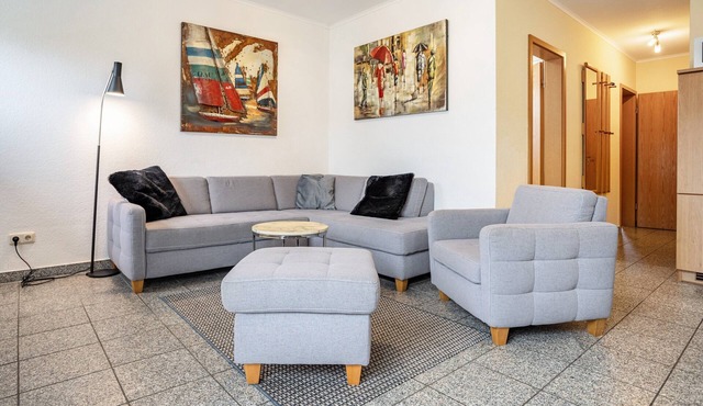 Apartment 'Haus Frohsinn - Wohnung 3' with Balcony and Wi-Fi
