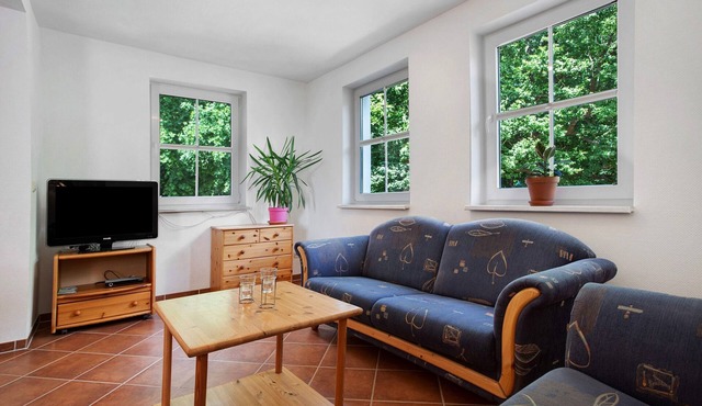 Apartment "Haus Seeadler 13" with Shared Terrace & Wi-Fi