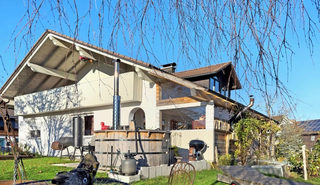 Apartment 'Haus Steigstrasse' with Mountain View, Private Terrace and Wi-Fi