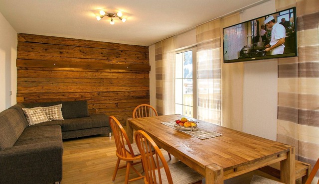 Apartment Hochwiesler (next door) - Apartments and Pension Mariandl