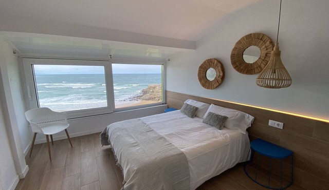 Apartment in front of the sea in Los Locos beach.