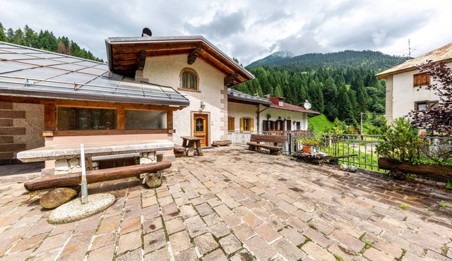 Apartment 'Casa Montagna In Cadore' with Mountain View and Shared Garden
