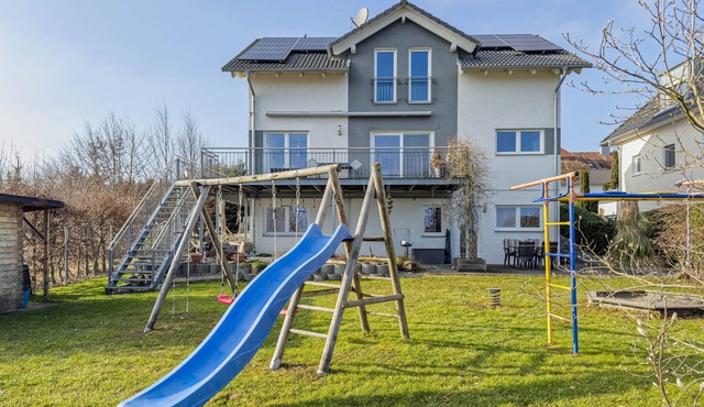 Apartment 'Kienast' with Mountain View, Private Terrace and Wi-Fi