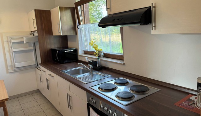 Apartment kitchen and bedroom - in the middle of the countryside - 15 minutes to Koblenz