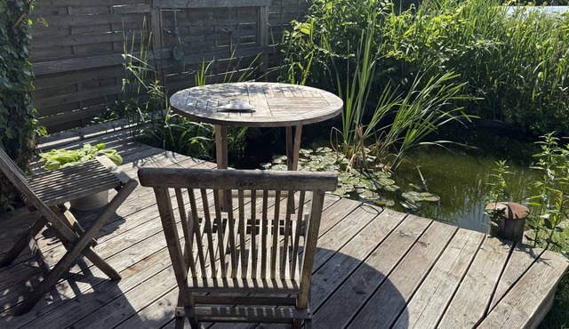 Apartment 'Klein Aber Fein' with Private Terrace, Shared Garden and Wi-Fi